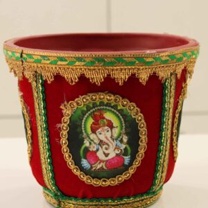 Decorative Kundu